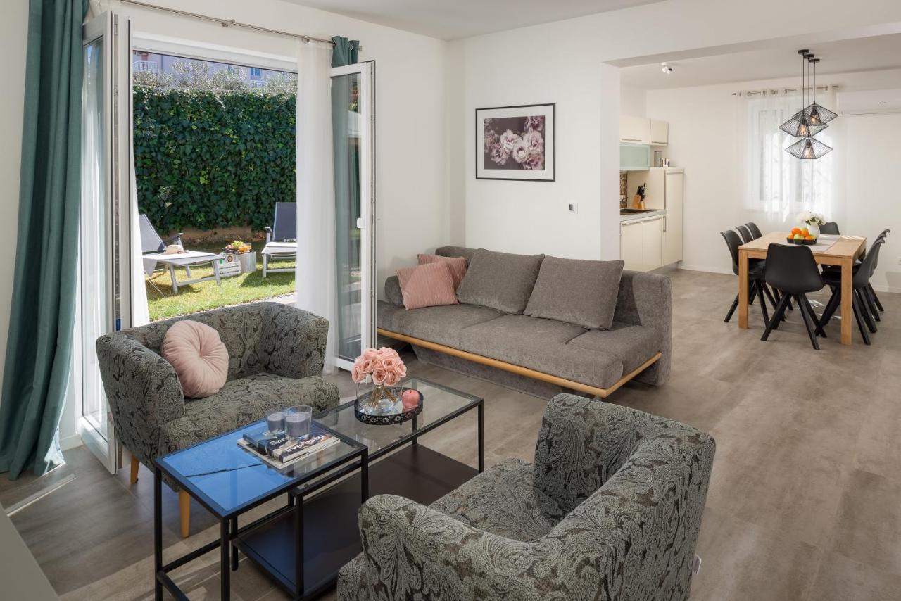 Villa Roko- The Spacious Luxury Trogir Extérieur photo