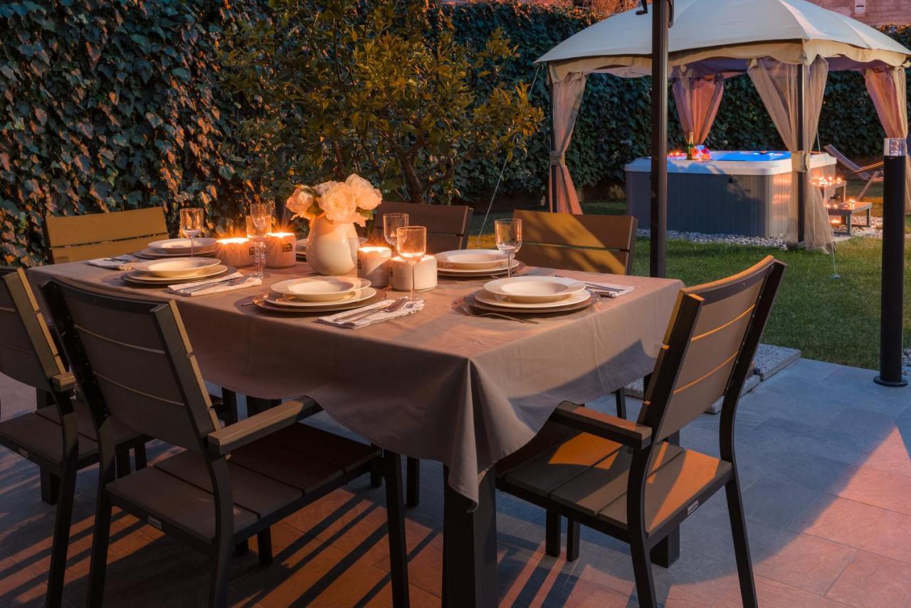 Villa Roko- The Spacious Luxury Trogir Extérieur photo