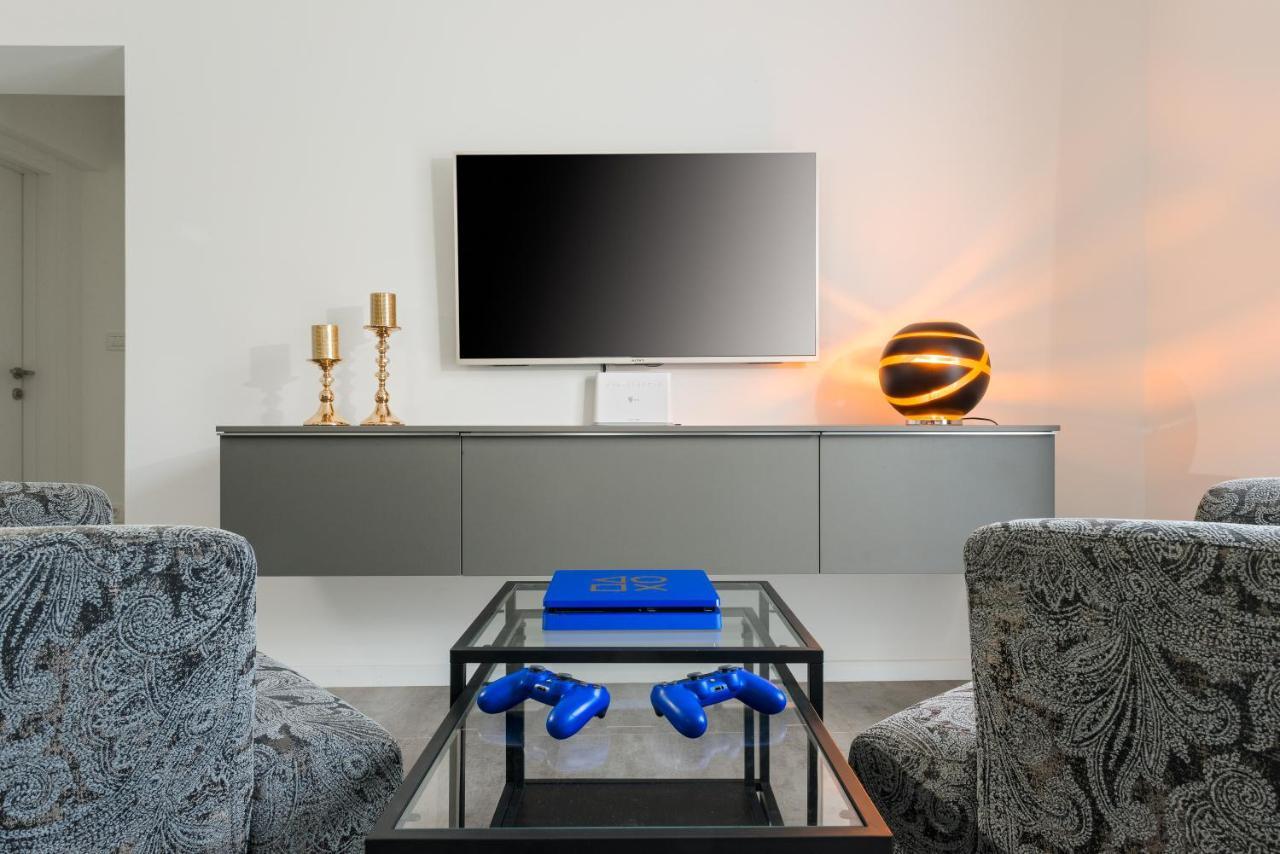 Villa Roko- The Spacious Luxury Trogir Extérieur photo
