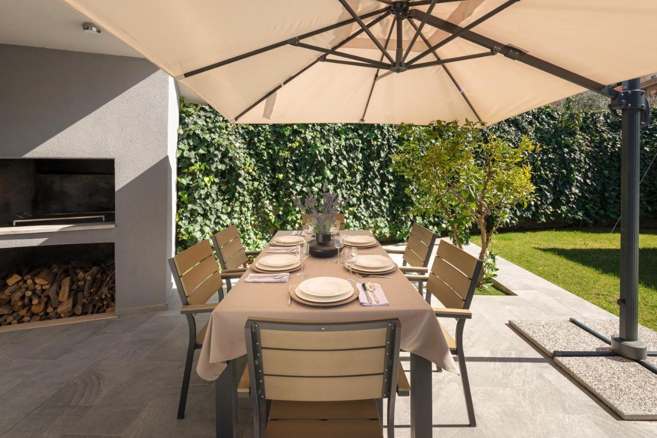 Villa Roko- The Spacious Luxury Trogir Extérieur photo